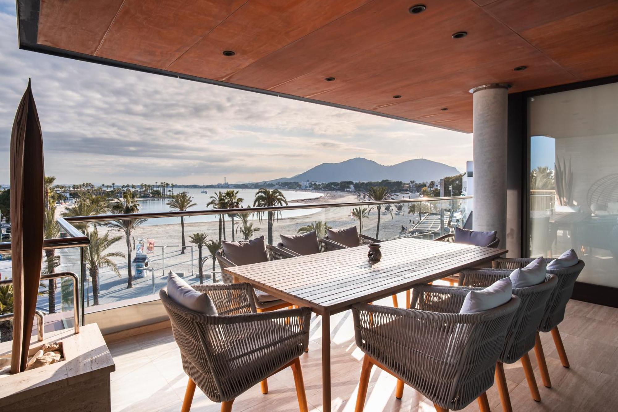 Luxury Sea View Apartment In Puerto De Alcudia Exterior foto